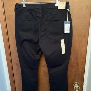 Universal Thread Black Mid-Rise Curvey Skinny Jeans Long